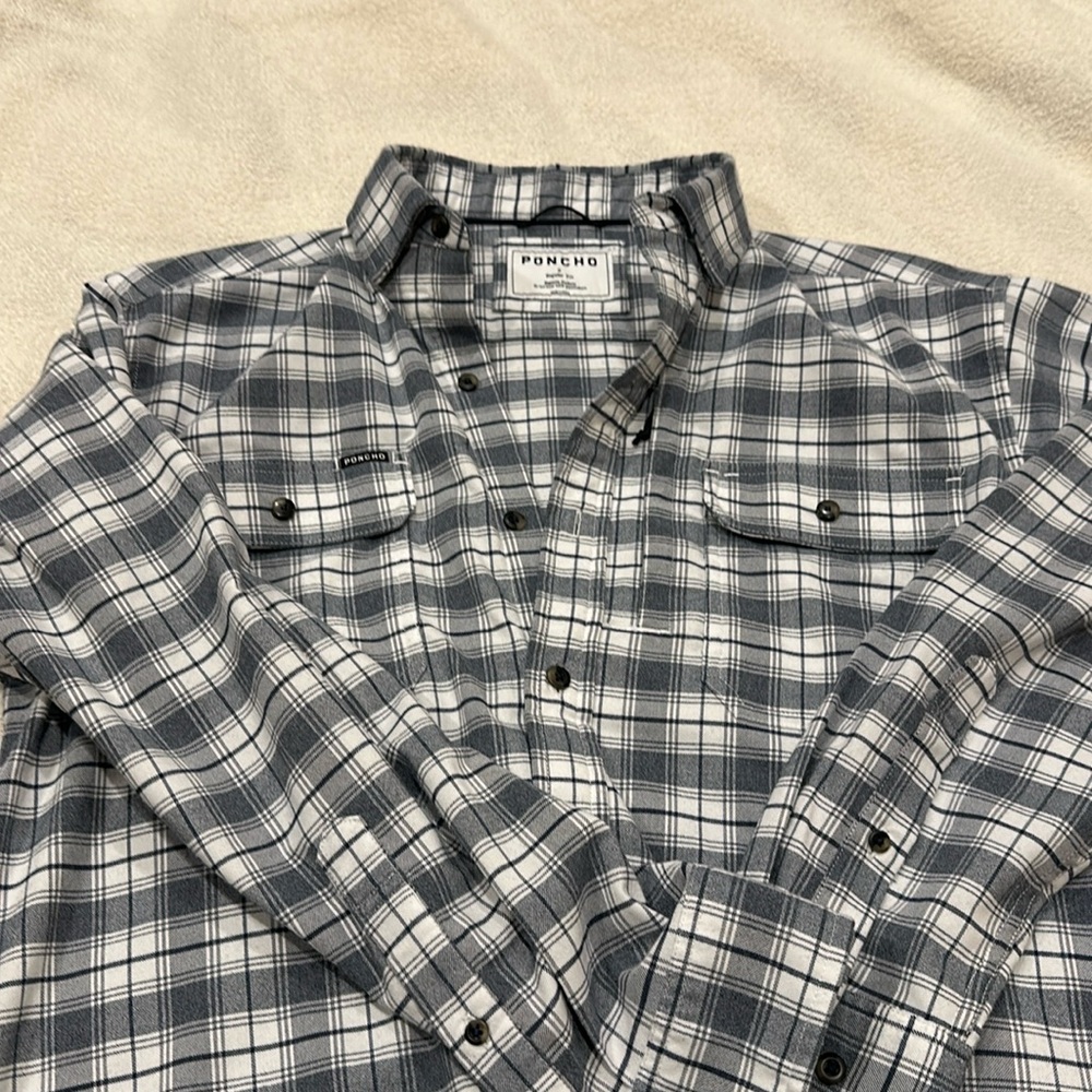 Poncho long sleeve small flannel